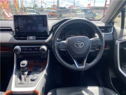 Toyota RAV4 Adventure full