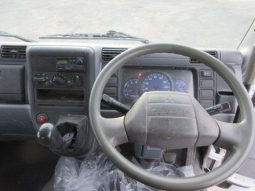 Mitsubishi Fuso Canter 4D33 full