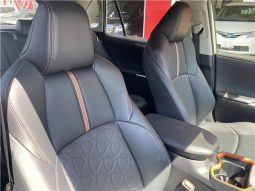 Toyota RAV4 Adventure full