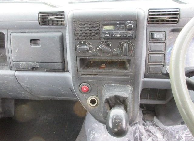 Mitsubishi Fuso Canter 4D33 full