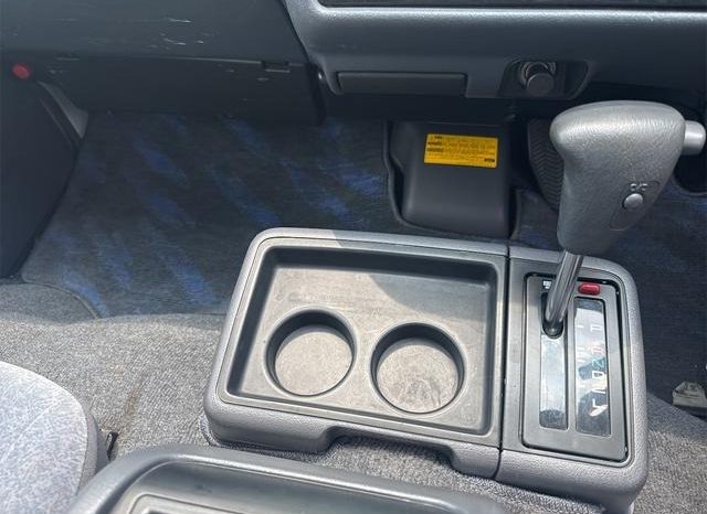 Toyota Hiace Van 1RZ 2002 full