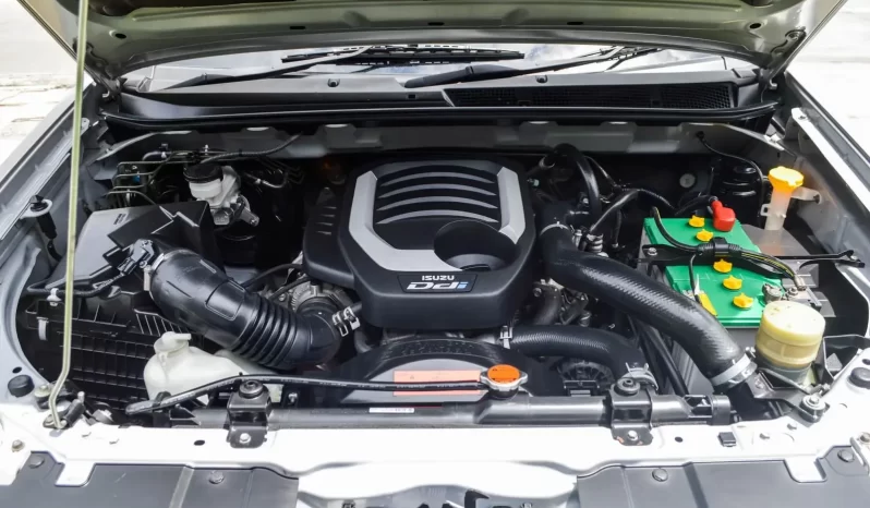 Isuzu D-max Cab-4 Hi-lander 2017 full