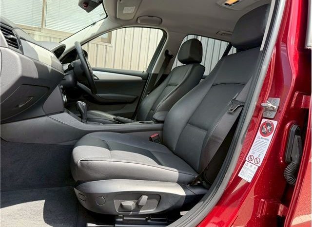 BMW X1 sDrive 18i 2011 full