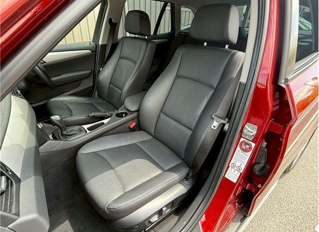 BMW X1 sDrive 18i 2011 full