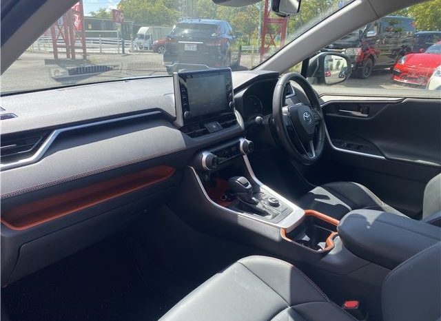 Toyota RAV4 Adventure full