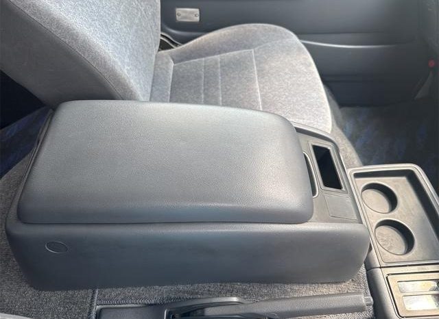 Toyota Hiace Van 1RZ 2002 full