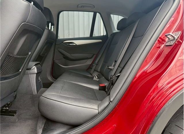 BMW X1 sDrive 18i 2011 full