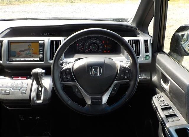 Honda Step Wagon Spada Z Cool Spirit full