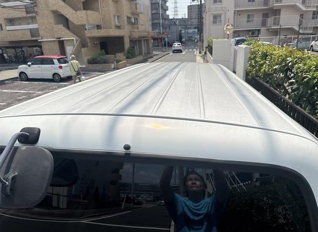 Toyota Hiace Van 1RZ 2002 full