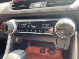 Toyota RAV4 Adventure full