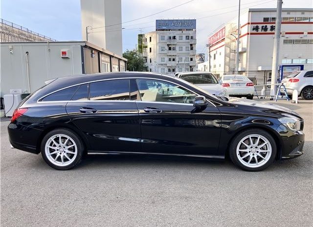 Mercedes-Benz CLA-Class Shooting Brake 2016 full