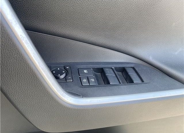 Toyota RAV4 Adventure full