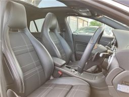 Mercedes-Benz CLA-Class Shooting Brake 2016 full