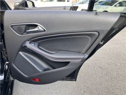 Mercedes-Benz CLA-Class Shooting Brake 2016 full