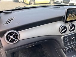 Mercedes-Benz CLA-Class Shooting Brake 2016 full