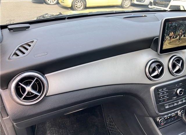 Mercedes-Benz CLA-Class Shooting Brake 2016 full