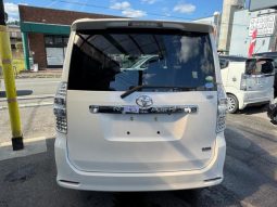 Toyota Noah SI 2012 full