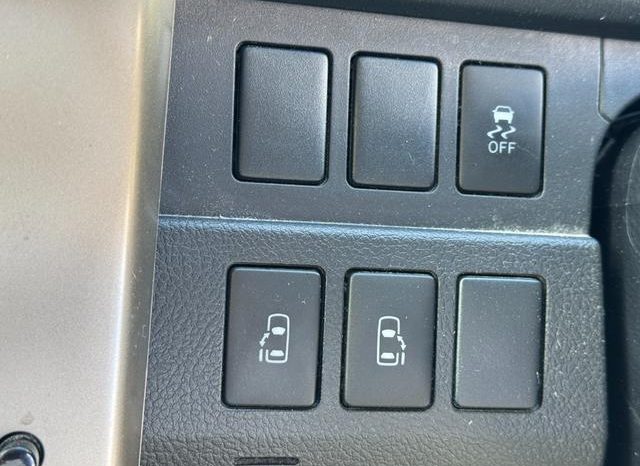 Toyota Noah SI 2012 full