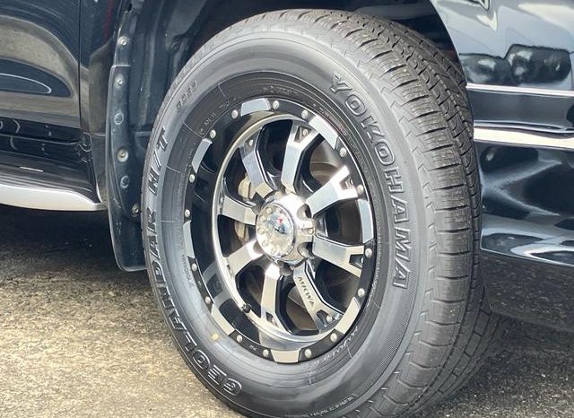 Toyota Land Cruiser Prado TX full