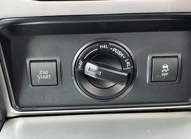 Toyota Land Cruiser Prado TX full