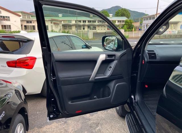 Toyota Land Cruiser Prado TX full
