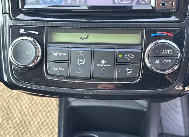 Toyota Corolla Axio 1.5G 2016 full