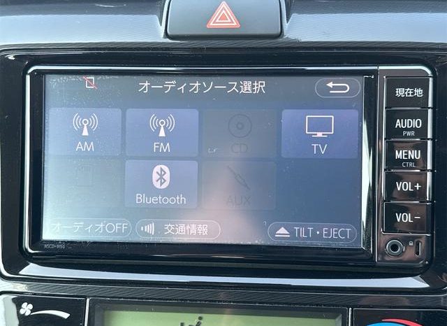 Toyota Corolla Axio 1.5G 2016 full