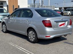 Toyota Corolla Axio 1.5G 2016 full