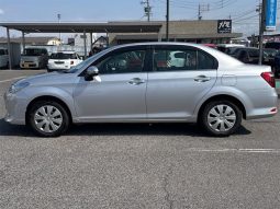 Toyota Corolla Axio 1.5G 2016 full