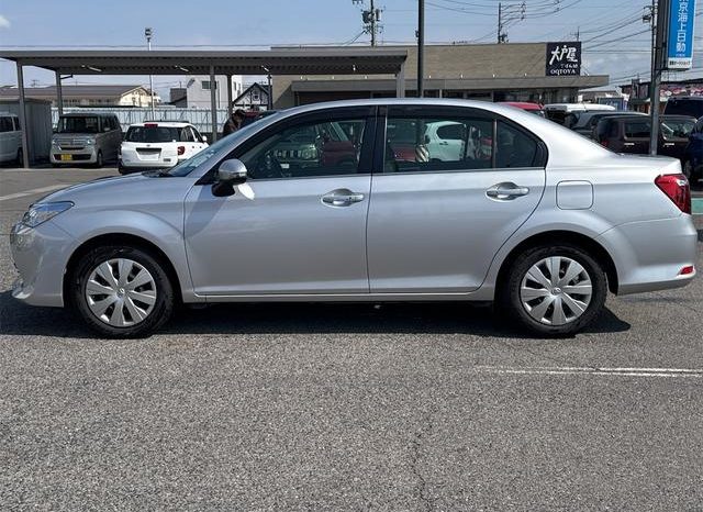 Toyota Corolla Axio 1.5G 2016 full