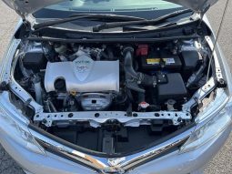 Toyota Corolla Axio 1.5G 2016 full