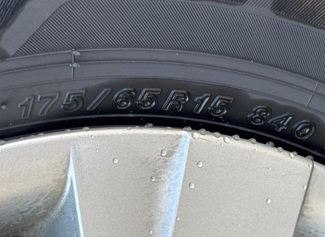 Toyota Corolla Axio 1.5G 2016 full