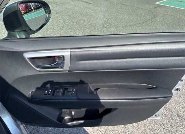 Toyota Corolla Axio 1.5G 2016 full