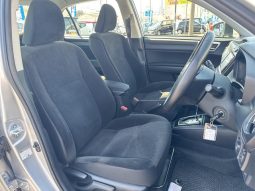 Toyota Corolla Axio 1.5G 2016 full