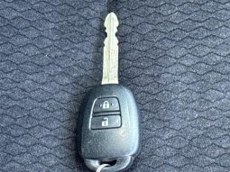 Toyota Corolla Axio 1.5G 2016 full