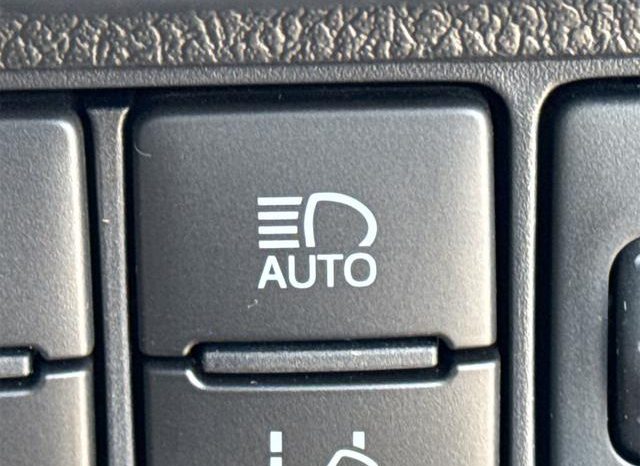 Toyota Corolla Axio 1.5G 2016 full