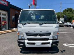Mitsubishi Fuso Canter 2015 full