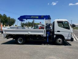 Mitsubishi Fuso Canter 2015 full