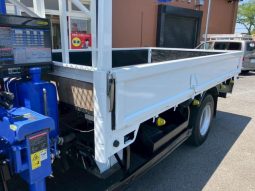 Mitsubishi Fuso Canter 2015 full