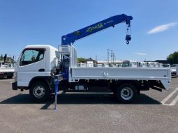 Mitsubishi Fuso Canter 2015 full
