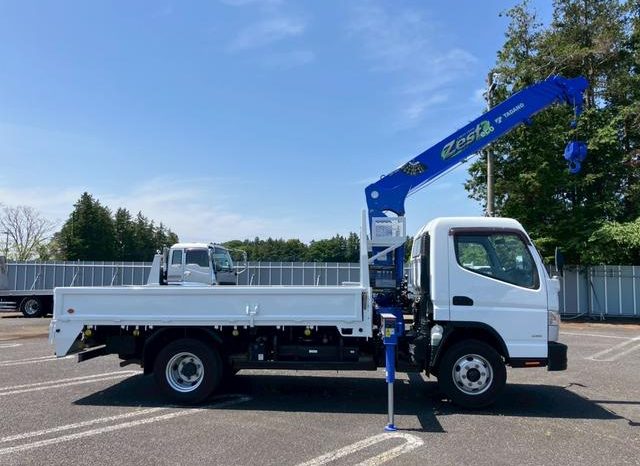 Mitsubishi Fuso Canter 2015 full