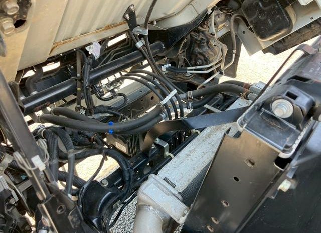 Mitsubishi Fuso Canter 2015 full