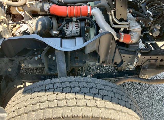 Mitsubishi Fuso Canter 2015 full