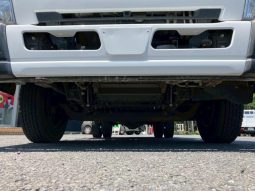 Mitsubishi Fuso Canter 2015 full