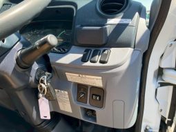 Mitsubishi Fuso Canter 2015 full