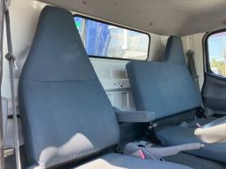 Mitsubishi Fuso Canter 2015 full