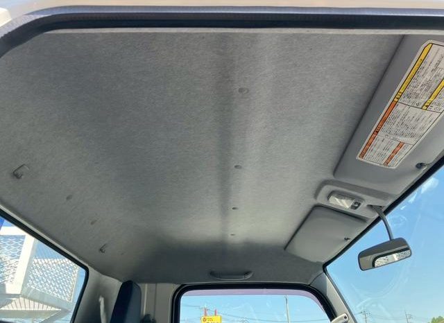 Mitsubishi Fuso Canter 2015 full