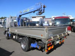 Mitsubishi Fuso Canter 2015 full