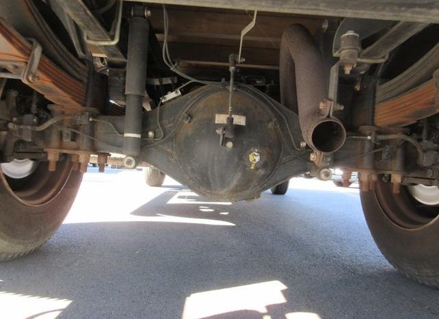 Mitsubishi Fuso Canter 2015 full