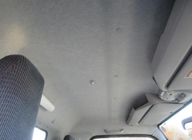 Mitsubishi Fuso Canter 2015 full